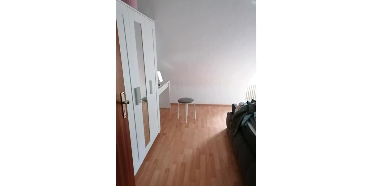 Dachgeschoßwohnung Ringgau - 3 Zimmer, 46 m&sup2;, 530&euro; | Angebot:26689712