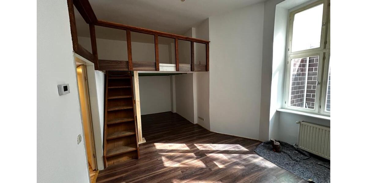 Erdgeschoßwohnung Berlin Spandau - 4 Zimmer, 111 m&sup2;, 750&euro; | Angebot:26626991