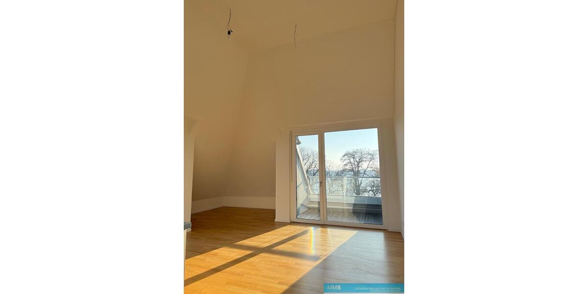 Dachgeschoßwohnung Berlin Treptow-Köpenick - 4 Zimmer, 123 m&sup2;, 2.300&euro; | Angebot:25418974