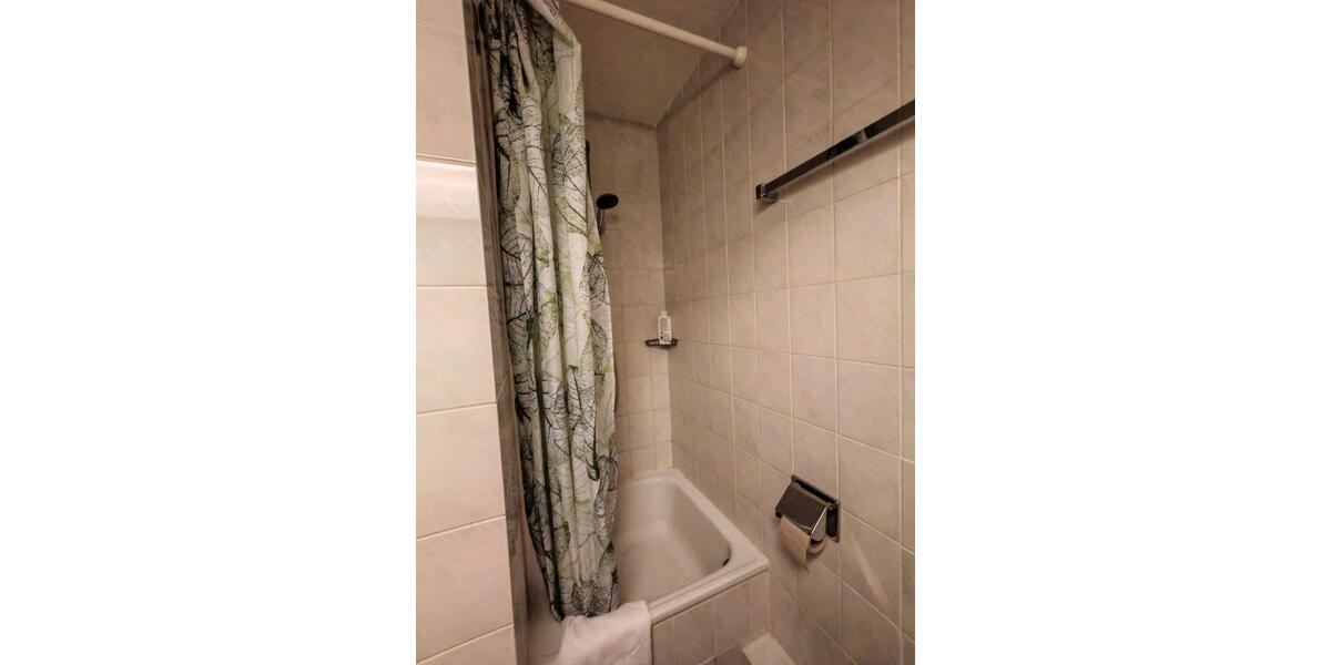 Etagenwohnung Kassel - 1 Zimmer, 22 m&sup2;, 300&euro; | Angebot:26254512