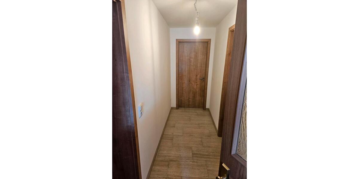 Erdgeschoßwohnung Ortrand - 2 Zimmer, 59 m&sup2;, 560&euro; | Angebot:24537529