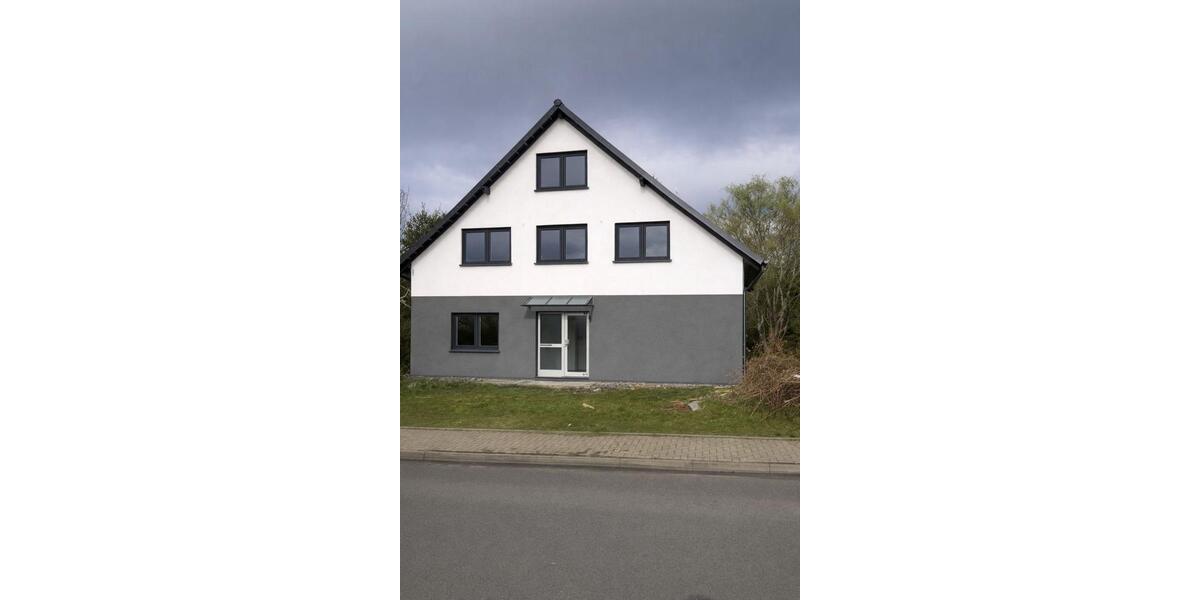 Etagenwohnung Ahnsen - 4 Zimmer, 93 m&sup2;, 1.000&euro; | Angebot:25987045