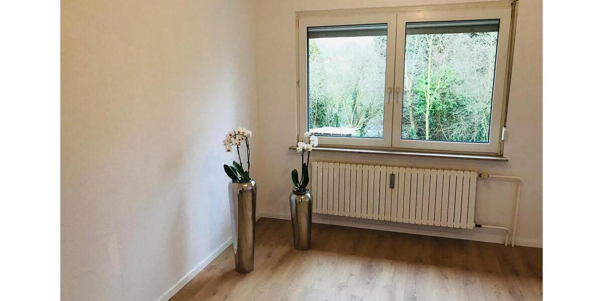 Hochparterre Kamen - 2 Zimmer, 49 m&sup2;, 415&euro; | Angebot:25175273
