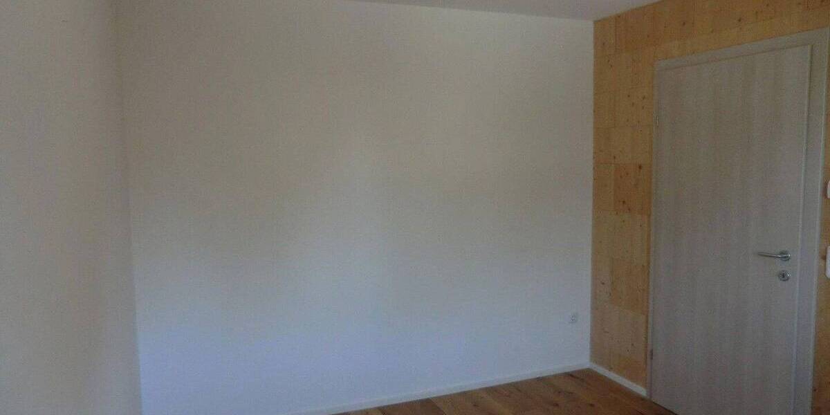 Etagenwohnung Mittich Mittich - 2 Zimmer, 60 m&sup2;, 775&euro; | Angebot:23915625