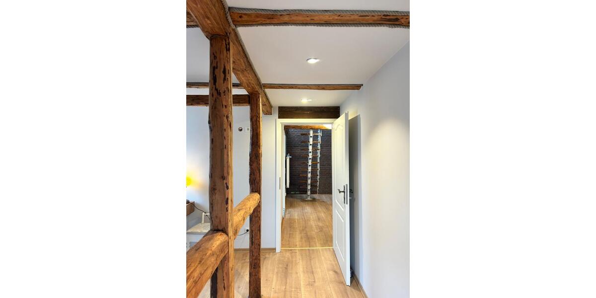 Etagenwohnung Eicklingen - 3 Zimmer, 100 m&sup2;, 1.200&euro; | Angebot:25995447