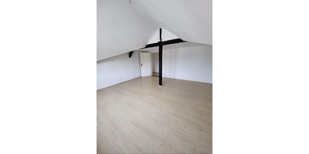 Etagenwohnung Stralsund Frankenvorstadt - 3 Zimmer, 80 m&sup2;, 755&euro; | Angebot:25878547