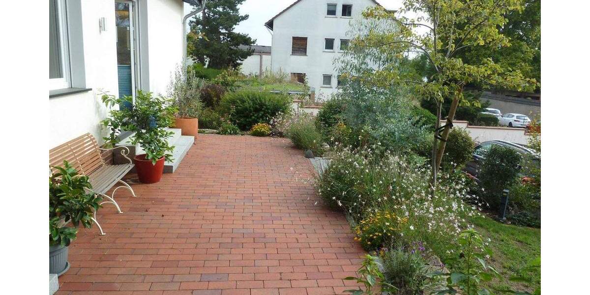 Stilvolle Terrassenwohnung in Eltville mit Rheinblick 2 zimmer