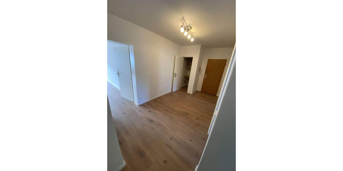 Etagenwohnung Moers Scherpenberg - 3 Zimmer, 75 m&sup2;, 720&euro; | Angebot:25212982
