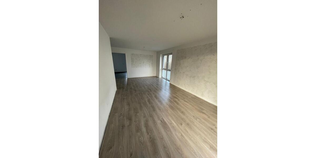 Etagenwohnung Radeburg - 4 Zimmer, 128 m&sup2;, 1.792&euro; | Angebot:23871762