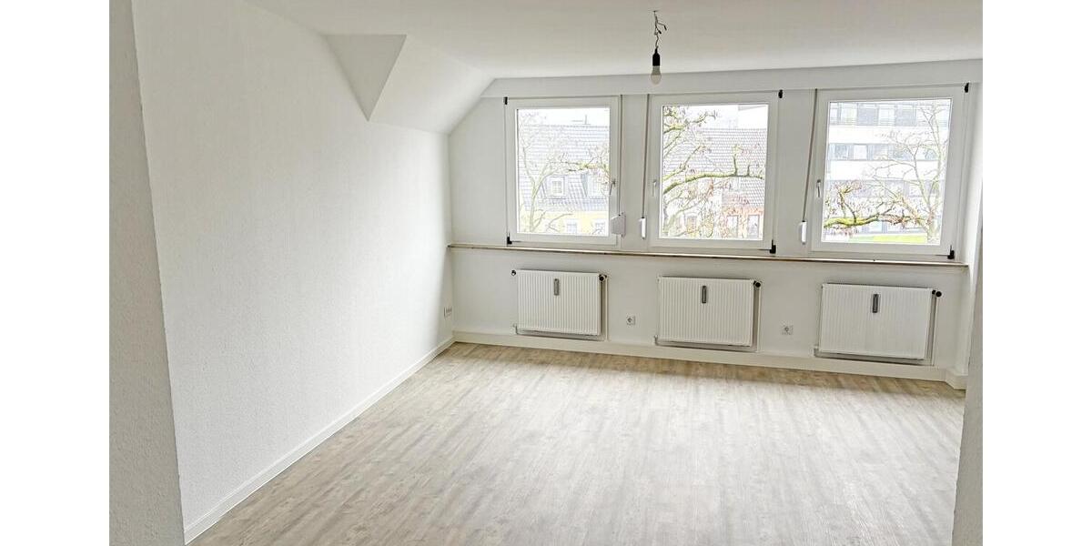 Dachgeschoßwohnung Eitorf - 3 Zimmer, 64 m&sup2;, 540&euro; | Angebot:24538894