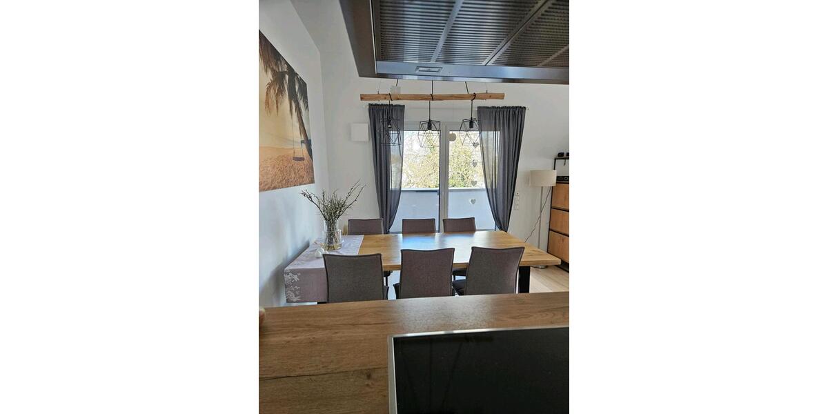 Einfamilienhaus Kaufungen - 3 Zimmer, 98 m&sup2;, 1.650&euro; | Angebot:24466579