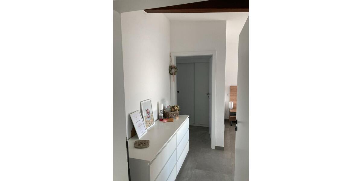 Hochparterre Naila - 3 Zimmer, 100 m&sup2;, 1.000&euro; | Angebot:25905391