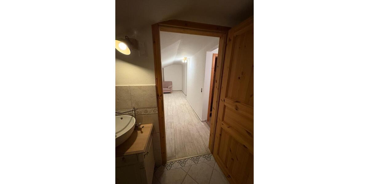 24 qm Studenten Wohnung zum 1. feb frei, heller Wohnbereich 1 zimmer