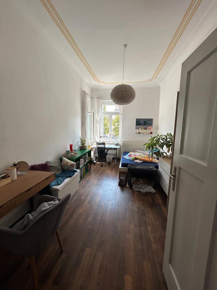 schönes 17qm Zimmer in Altbau-Wohnung mit Mutter und Sohn