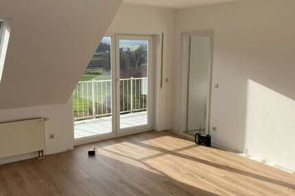 Wohnung Rheinböllen - 4 Zimmer, 96 m&sup2;, 700&euro; | Angebot:25782363