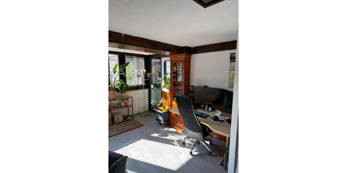 Etagenwohnung Kleinwallstadt - 2.5 Zimmer, 130 m&sup2;, 1.040&euro; | Angebot:25812654