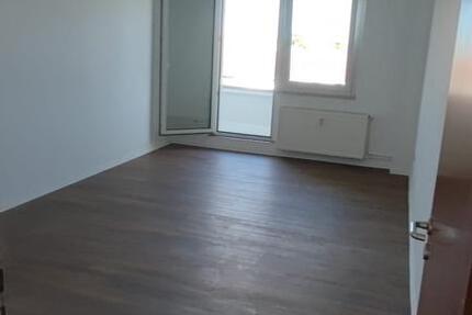 Wohnung Schönebeck (Elbe) - 3 Zimmer, 70 m&sup2;, 360&euro; | Angebot:22584787
