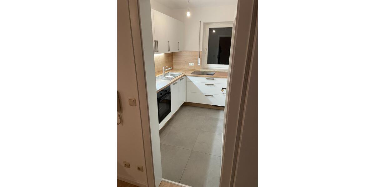 Helle, komplett renovierte 3-Zimmer-Wohnung in Grafenwiesen 3 zimmer