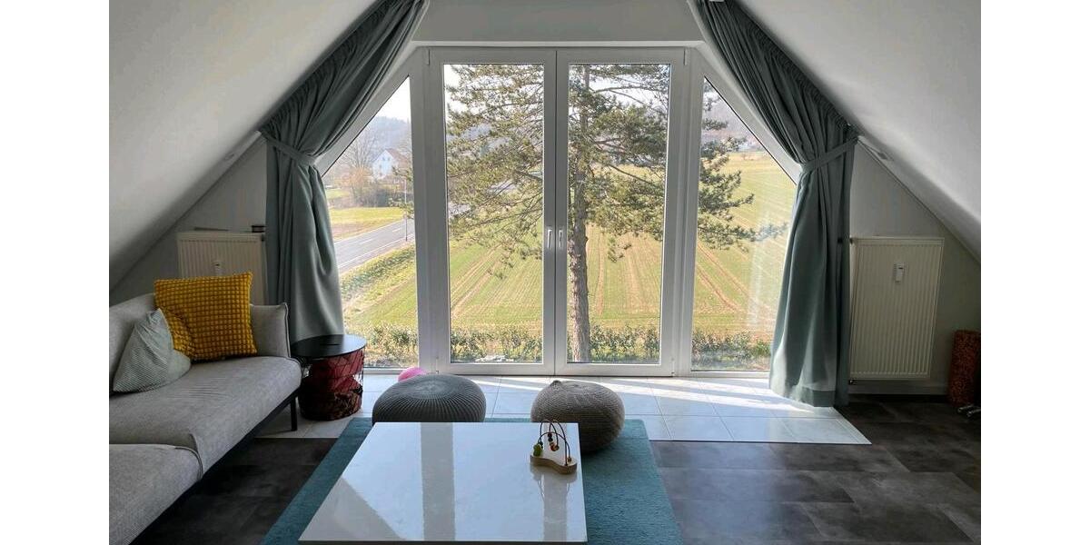 Dachgeschoßwohnung Marburg Cappel - 4 Zimmer, 144 m&sup2;, 1.200&euro; | Angebot:25962830