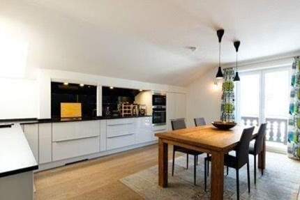 Wohnung Bad Wiessee - 4 Zimmer, 120 m&sup2;, 2.400&euro; | Angebot:25030584