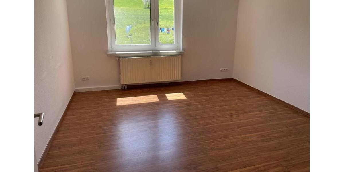 Etagenwohnung Roßwein - 2 Zimmer, 49 m&sup2;, 199&euro; | Angebot:24965351