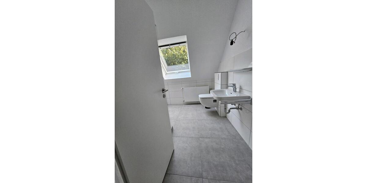 Etagenwohnung Osnabrück Gretesch - 2 Zimmer, 92 m&sup2;, 1.000&euro; | Angebot:25045252