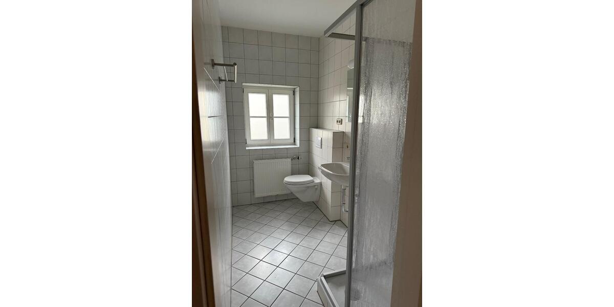 Etagenwohnung Bruckberg - 5 Zimmer, 149 m&sup2;, 1.424&euro; | Angebot:26144839