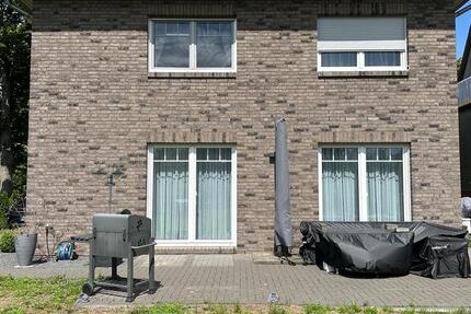 Haus Tostedt - 4.5 Zimmer, 150 m&sup2;, 1.815&euro; | Angebot:26701874