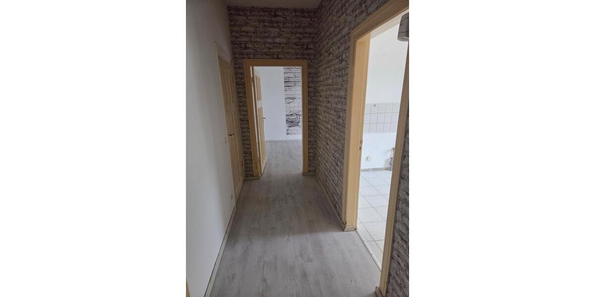Erdgeschoßwohnung Rathenow - 4 Zimmer, 105 m&sup2;, 790&euro; | Angebot:26619786