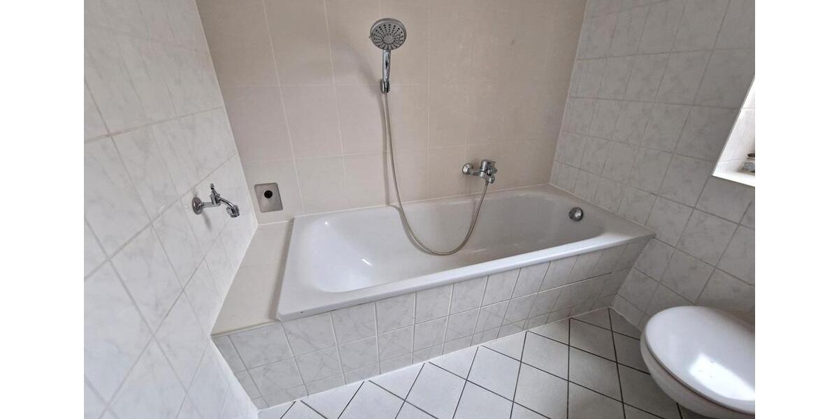 Etagenwohnung Bautzen - 4 Zimmer, 88 m&sup2;, 530&euro; | Angebot:25220588