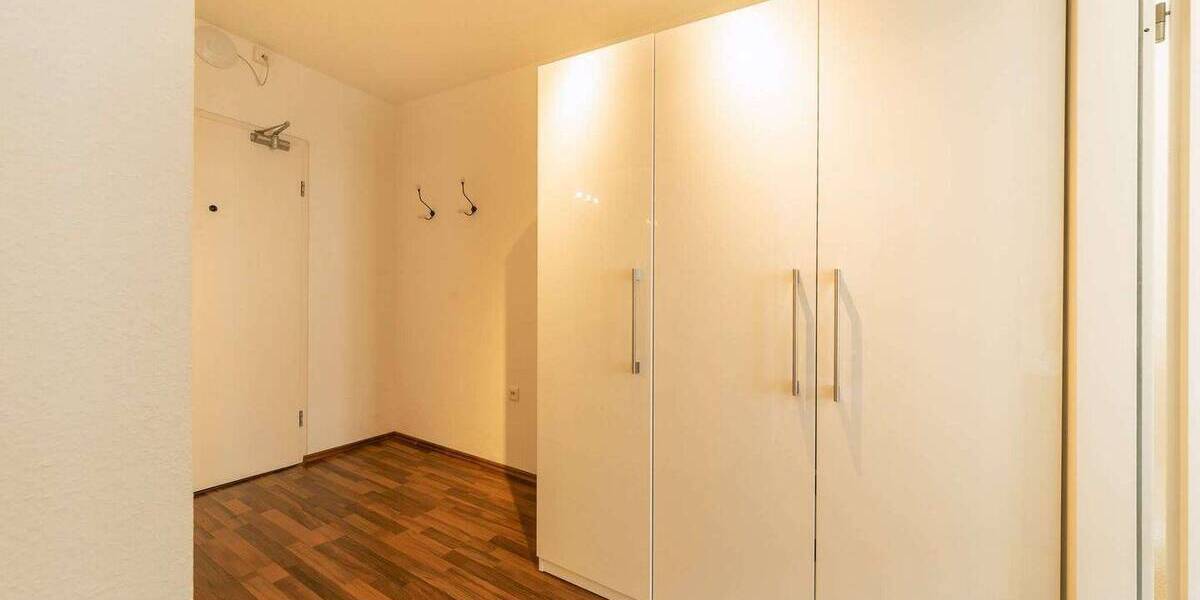 Etagenwohnung Frankfurt am Main Westend-Süd - 2 Zimmer, 46 m&sup2;, 1.810&euro; | Angebot:26824540
