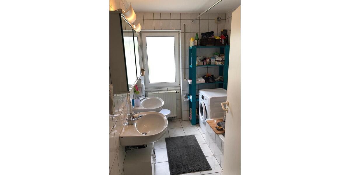 3-Zimmerwohnung mit Balkon und Gäste WC 3 zimmer