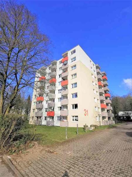 Gemütliche 2-Zi.-Whg. mit offener Küche, modernem Bad und Balkon zimmer
