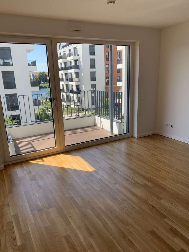 Wohnung zum Mieten in Berlin 1.010,80 € 50.54 m²