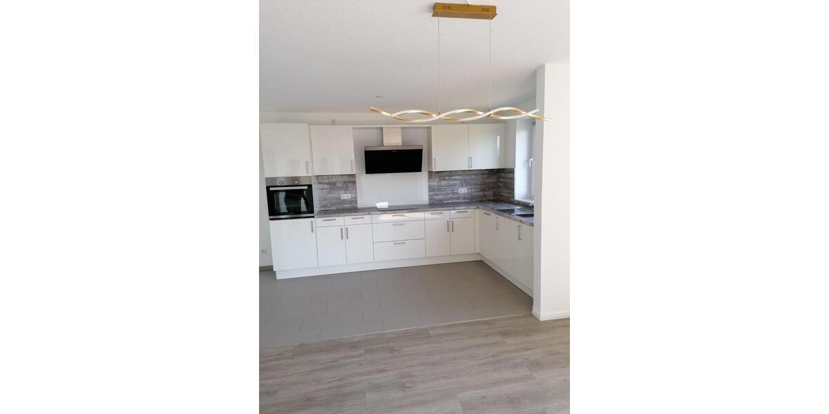 Etagenwohnung Bad Segeberg - 3 Zimmer, 76 m&sup2;, 805&euro; | Angebot:26566622