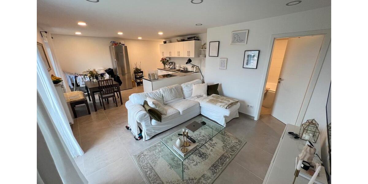 Etagenwohnung Tiefenbach - 3 Zimmer, 93 m&sup2;, 900&euro; | Angebot:26476771