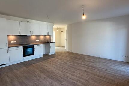Wohnung Elmshorn - 2 Zimmer, 60 m&sup2;, 880&euro; | Angebot:25899079