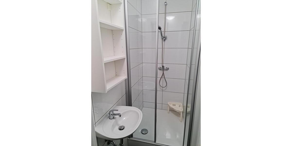 Wohnen auf Zeit Düsseldorf Stadtbezirk 3 - 1 Zimmer, 16 m&sup2;, 569&euro; | Angebot:25852273