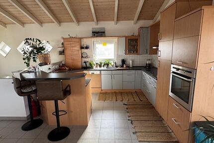 Haus Salem - 5 Zimmer, 180 m&sup2;, 1.750&euro; | Angebot:24705443