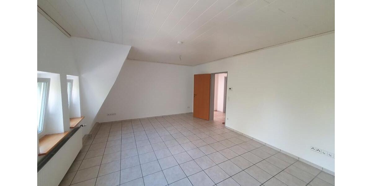 Dachgeschoßwohnung Hamm Berge - 2.5 Zimmer, 73 m&sup2;, 620&euro; | Angebot:26670837