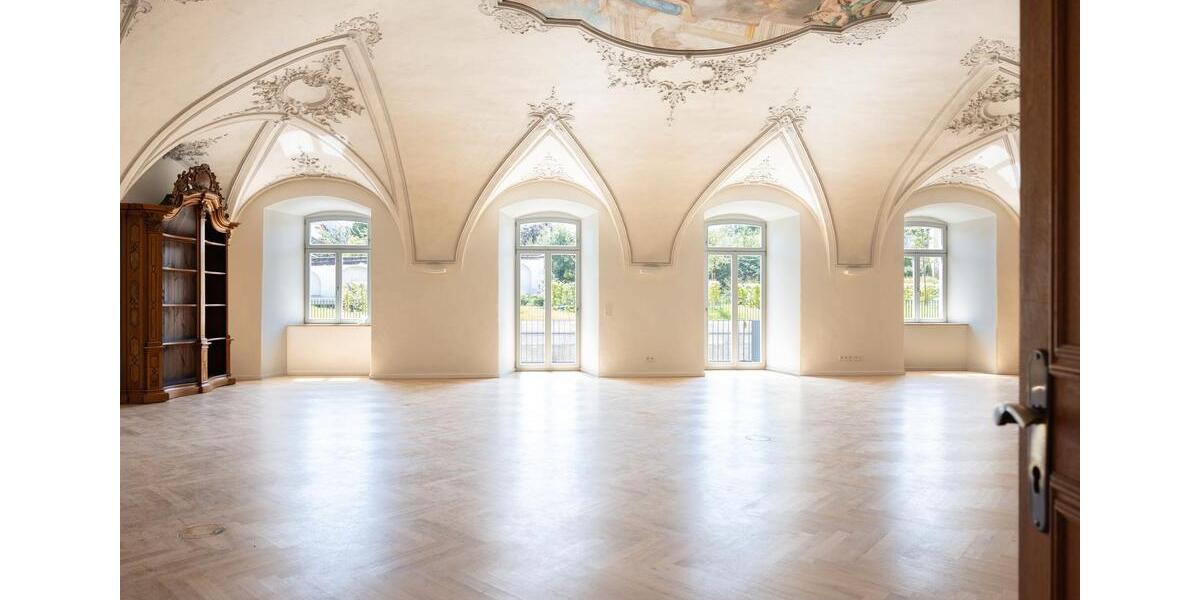 Etagenwohnung Bamberg Am Bruderwald - 3 Zimmer, 283 m&sup2;, 3.990&euro; | Angebot:23433702