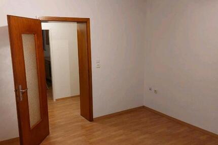 Wohnung Neuss Reuschenberg - 1 Zimmer, 35 m&sup2;, 600&euro; | Angebot:25211896