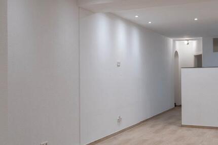Wohnung Ebringen - 2 Zimmer, 100 m&sup2;, 1.530&euro; | Angebot:26594168