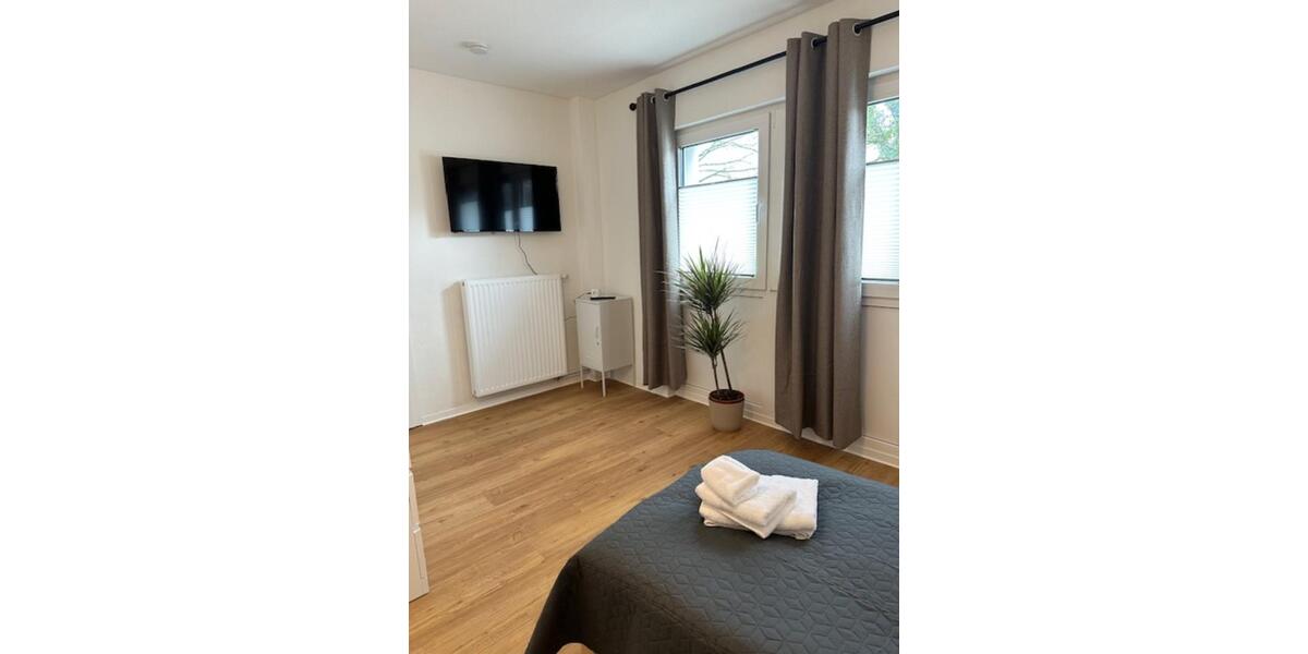 Monteurswohnung Gästezimmer in Stadtmitte neben Busbahnhof 2 zimmer