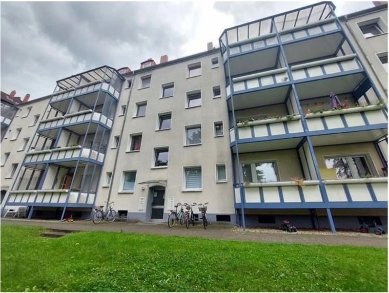 Interessant? Sein Sie gespannt! zimmer