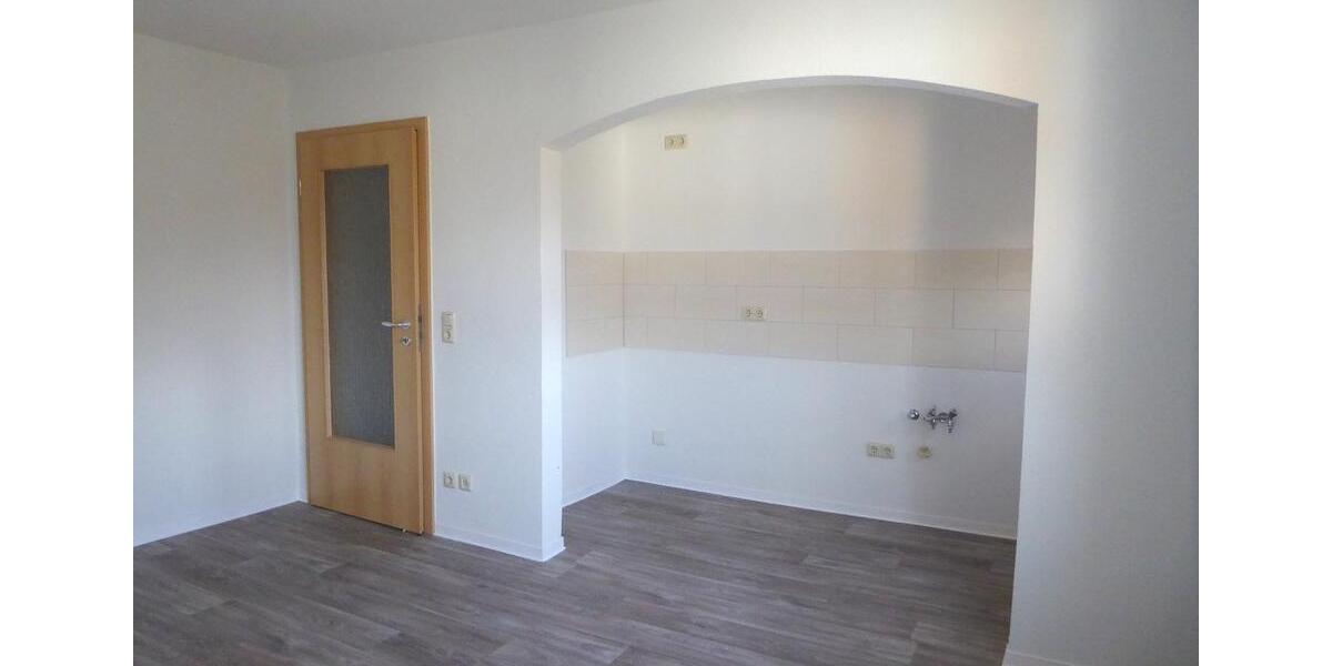 Etagenwohnung Unterwellenborn - 2 Zimmer, 38 m&sup2;, 266&euro; | Angebot:24584114