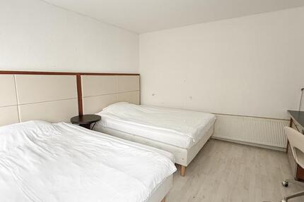 Wohnen auf Zeit Werdohl - 8 Zimmer, 180 m&sup2;, 12&euro; | Angebot:26127807