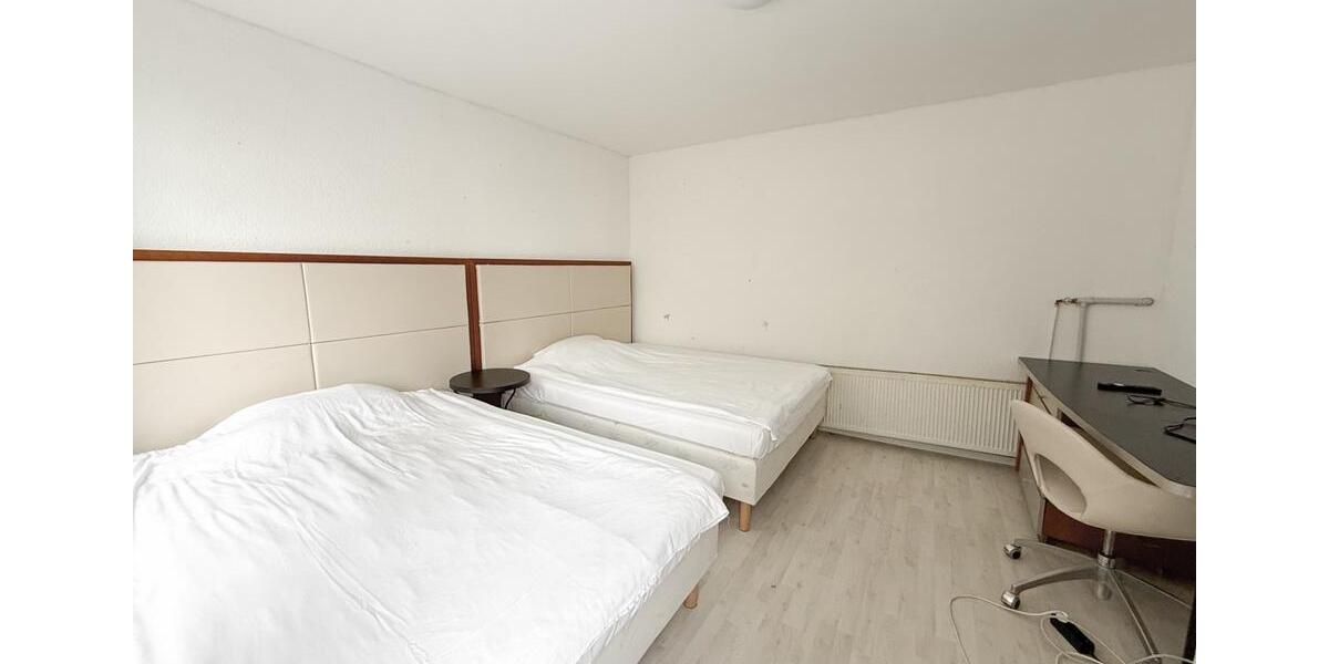 Wohnen auf Zeit Werdohl - 8 Zimmer, 180 m&sup2;, 12&euro; | Angebot:26127807
