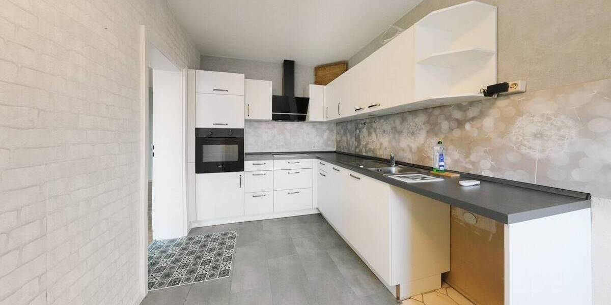 Etagenwohnung Bodenwerder Kemnade - 3 Zimmer, 100 m&sup2;, 600&euro; | Angebot:26585280