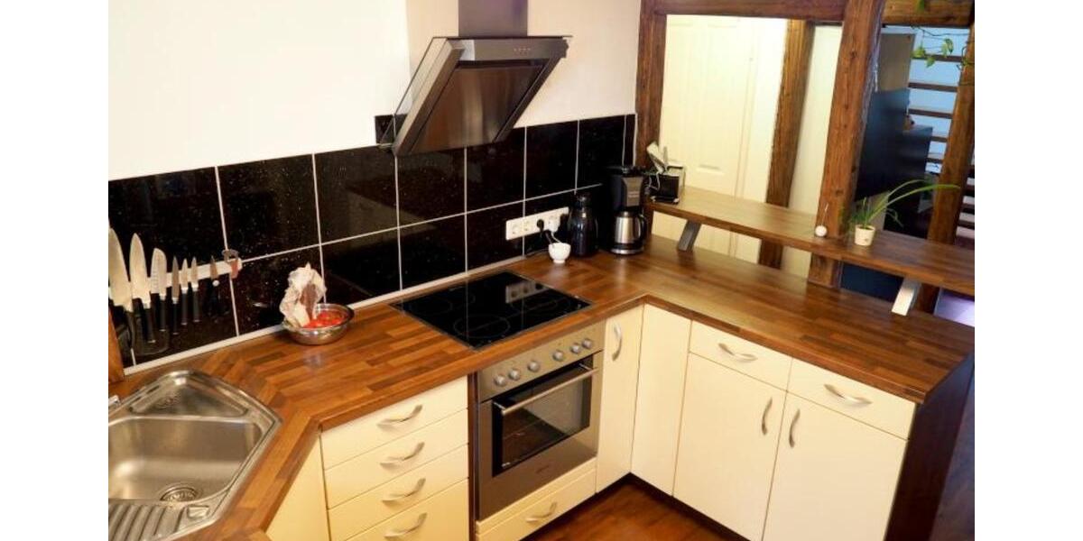 Möbliert oder Unmöbliertes WG Zimmer 18m² wohnen über 90m² 1 zimmer